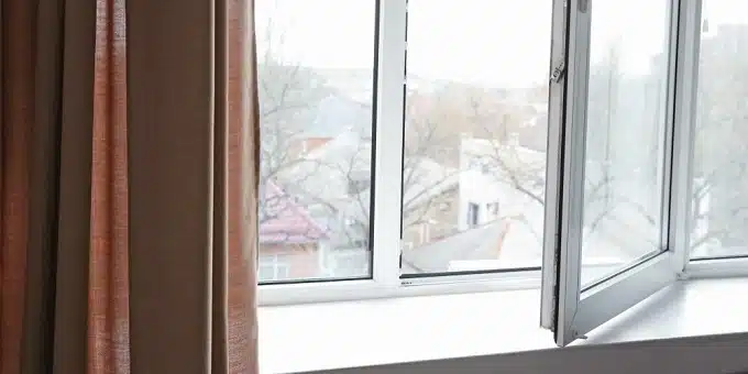 belső ablakpárkány